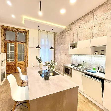 Dream Romance Residency - Finnish Sauna *