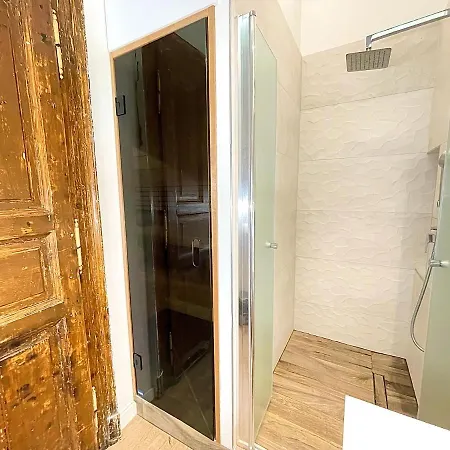 Dream Romance Residency - Finnish Sauna Apartmán Budapešť