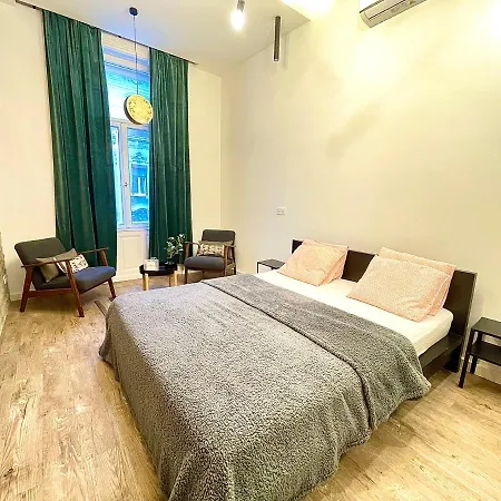 Dream Romance Residency - Finnish Sauna Apartmán Budapešť